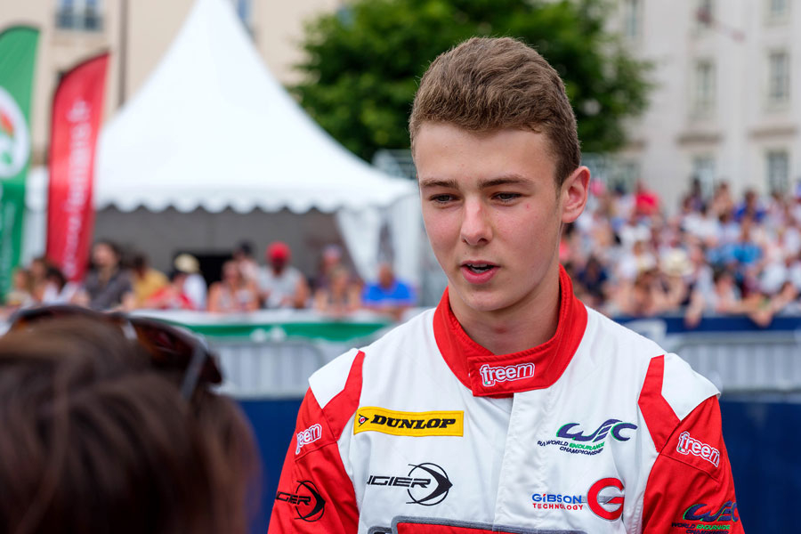 Le Mans: Interview with Phil Hanson (video)