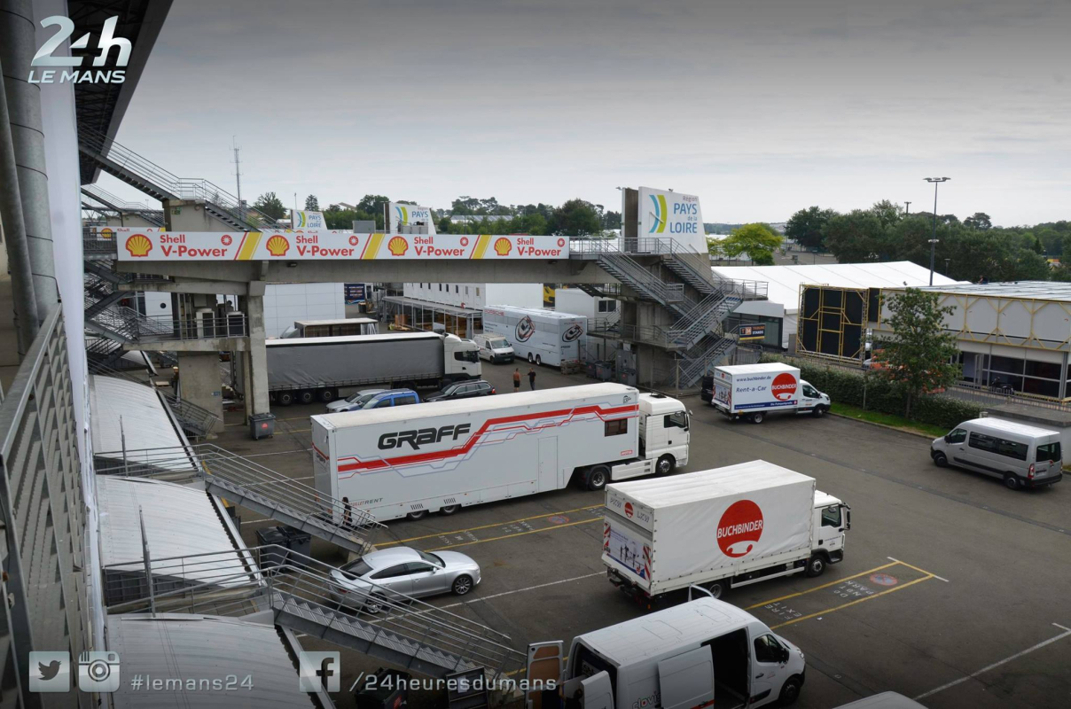 ELMS teams are setting up in Le Mans