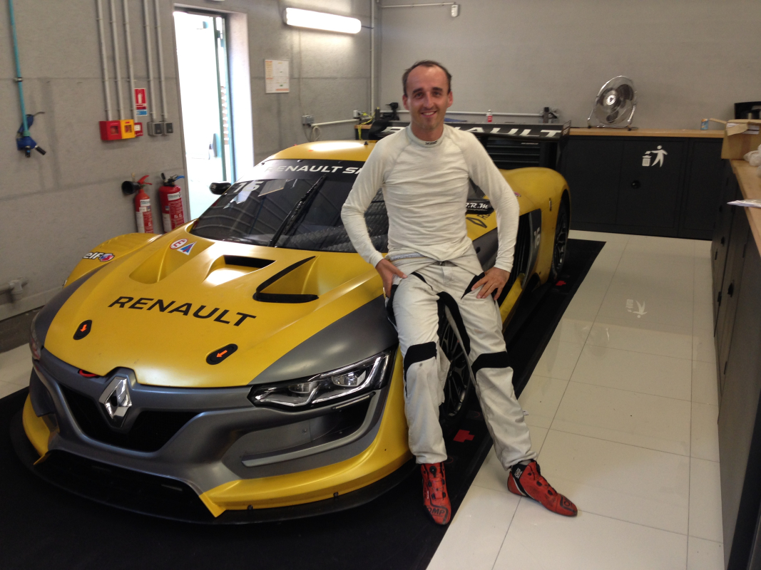 Robert Kubica au volant d’une Renault Sport R.S.01 à Spa les 24 et 25 septembre