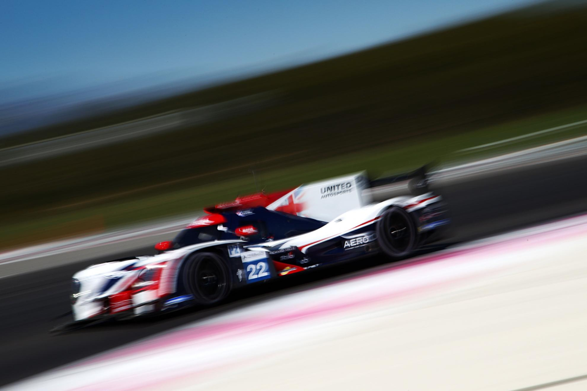 An LMP2 in the streets of Portugal