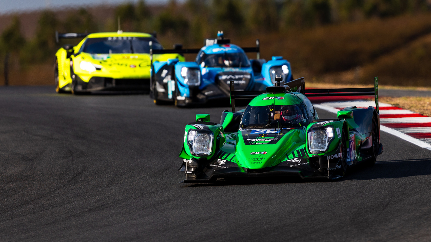 FP1: Reigning Champions Fastest in Opening Session of Season Finale Weekend