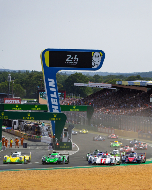 Months of anticipation have led to this moment. The @24heuresdumans is ON! 📸 #ELMS #LeMans24 #WEC