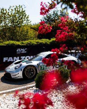 The wait is almost over. 👊 Teams and drivers are putting the final touches on their preparations bef