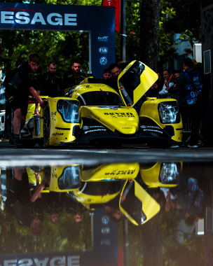 That once-a-year moment when #ELMS cars make it to downtown Le Mans for the traditional “Le Pesage.”