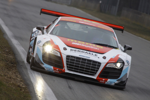 Le Team MOMO-Megatron-DF1 avec une Audi R8 LMS ultra en ELMS