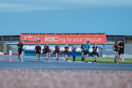 Rejoignez-nous pour une course caritative spéciale à Silverstone